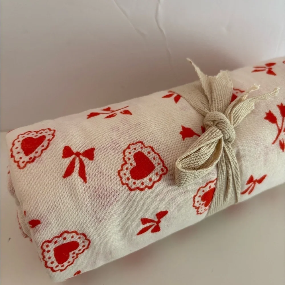 NWOT Urban Outfitters Sweetheart Ditsy Patterned Shower Curtain